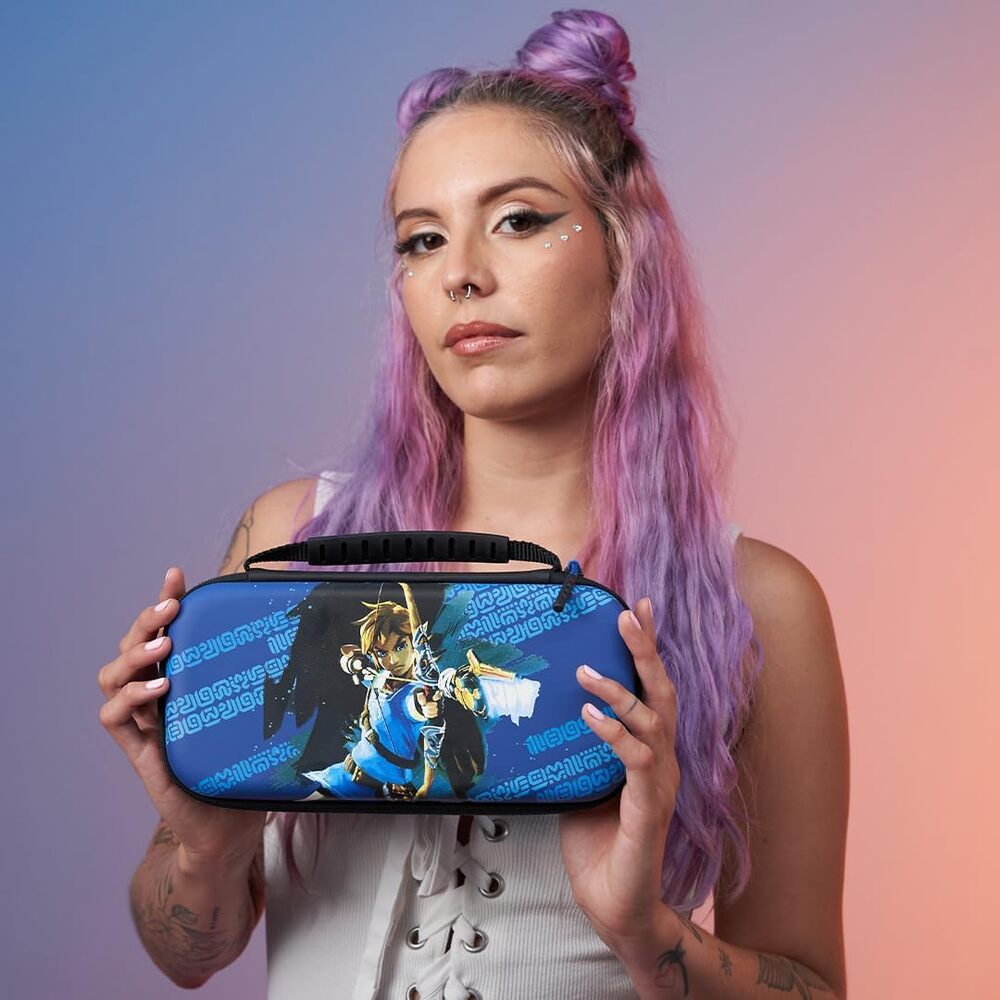 PDP Sacoche Rigide Travel Case Plus Nintendo Switch, Switch Lite et OLED- Grandes et Petites Poches Accessoires - Licence Officielle The Legend of Zelda - Design Lumineux 3D