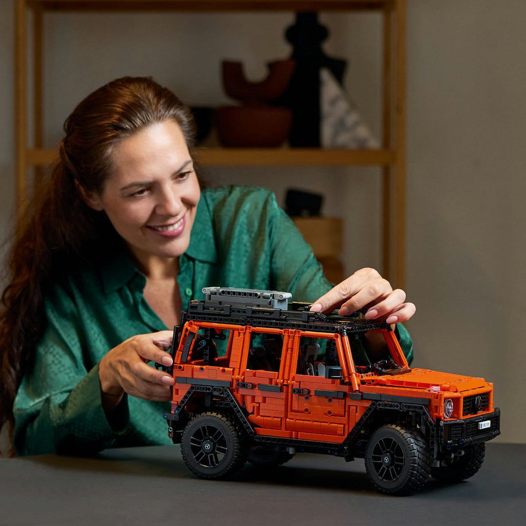 LEGO Technic Mercedes-Benz G 500 PROFESSIONAL Line 42177 Set de Construction (1 875 Pièces)