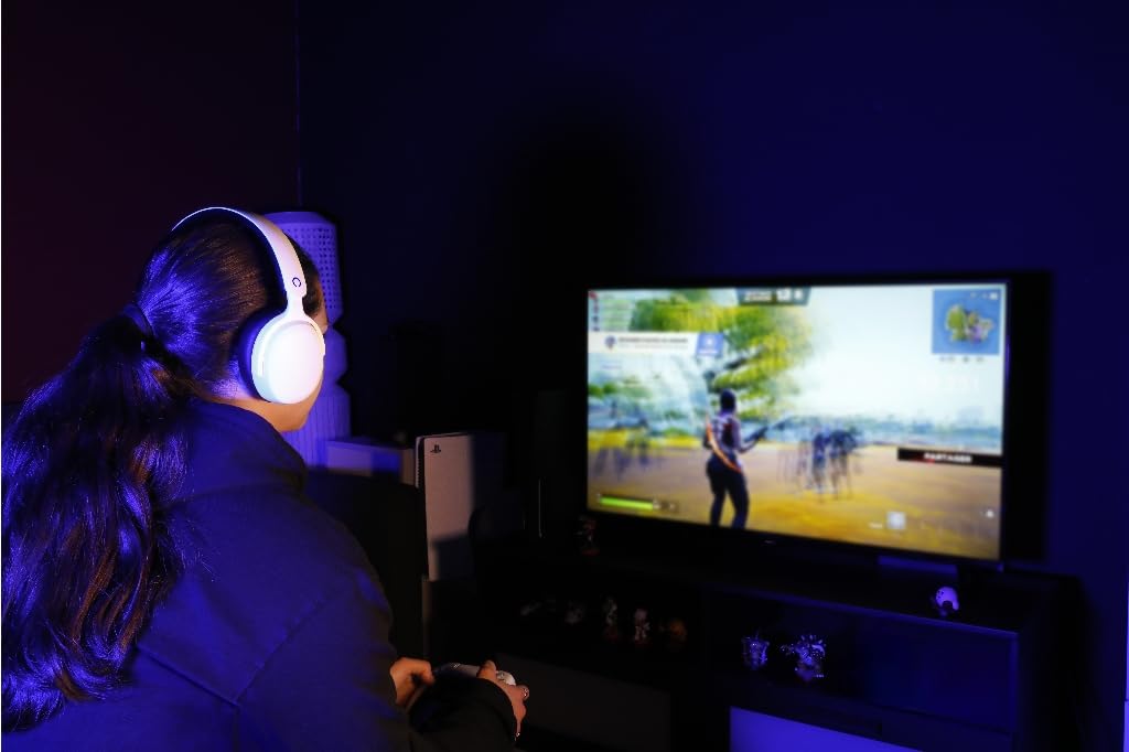 Konix Casque gaming circum-aural filaire Nexus pour PS5 - Haut-parleurs 40 mm - Microphone flexible - Connexion Jack 3,5 mm - Câble 1,5 m - Blanc