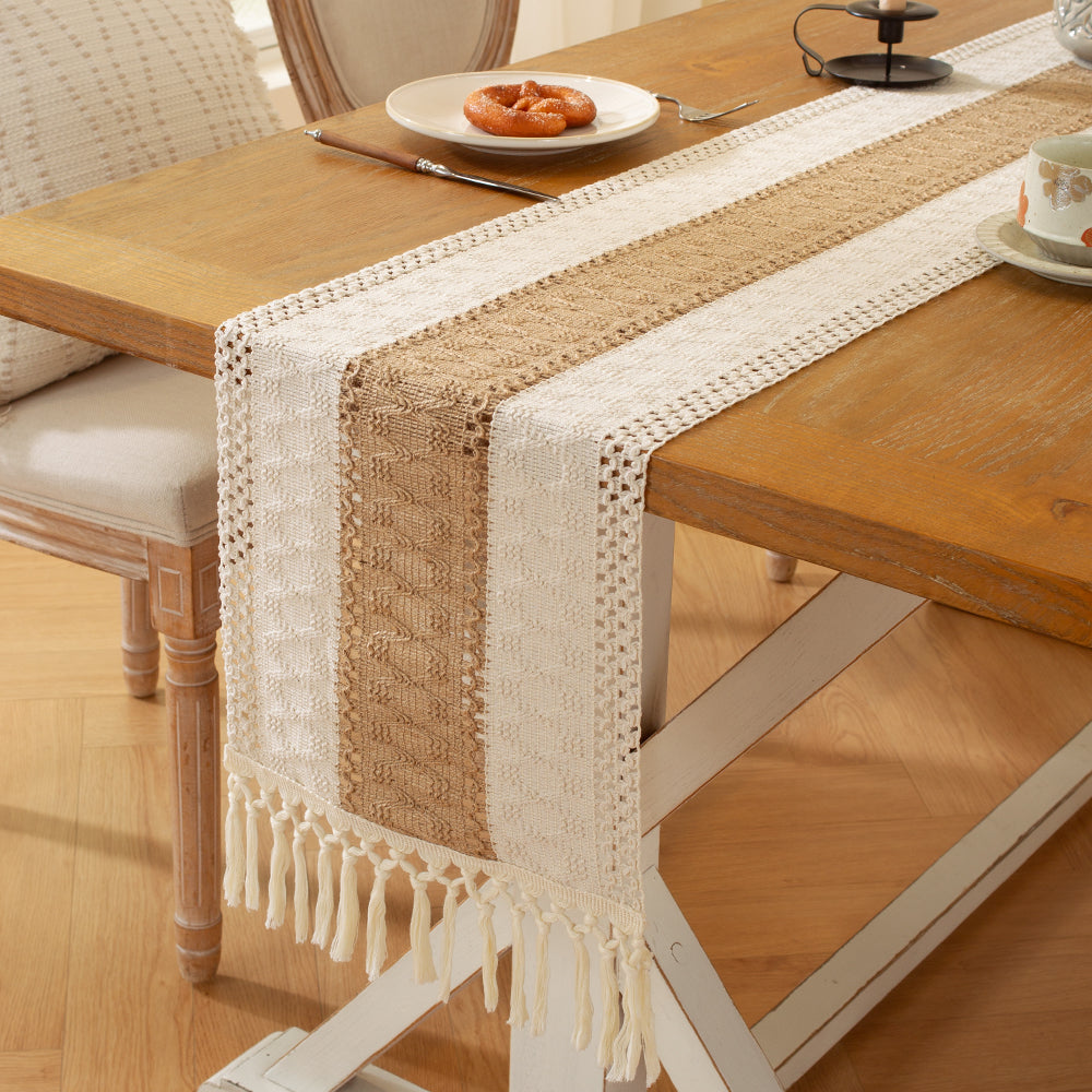 WhereHike Ensemble boho 5 pièces Chemin de table et sets de table, Macramé tissé Ivoire et marron 12 x 72 in avec 4 sets assortis 12,5 x 16,5 in, Décoration de salle à manger style ferme