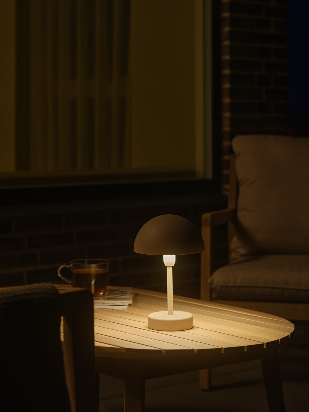 Luminaire nomade ELLEN To Go - LED intégrée blanc chaud 3000k - aluminium beige IP44 - Nordlux, Extérieur