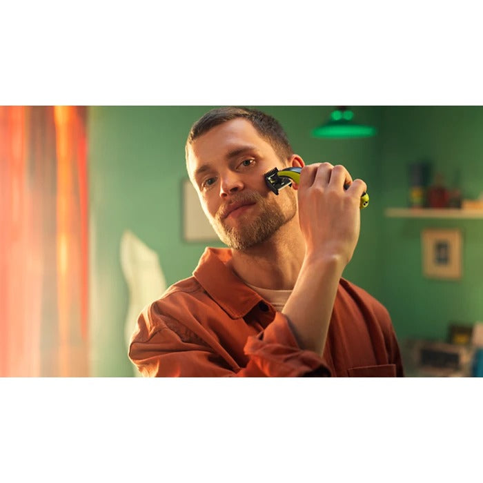 PHILIPS OneBlade 360 Tondeuse Visage & Rasoir QP2734/23, Peigne Réglable 5-en-1, Lame Double Face, 100 % Étanche, Autonomie 60 Min