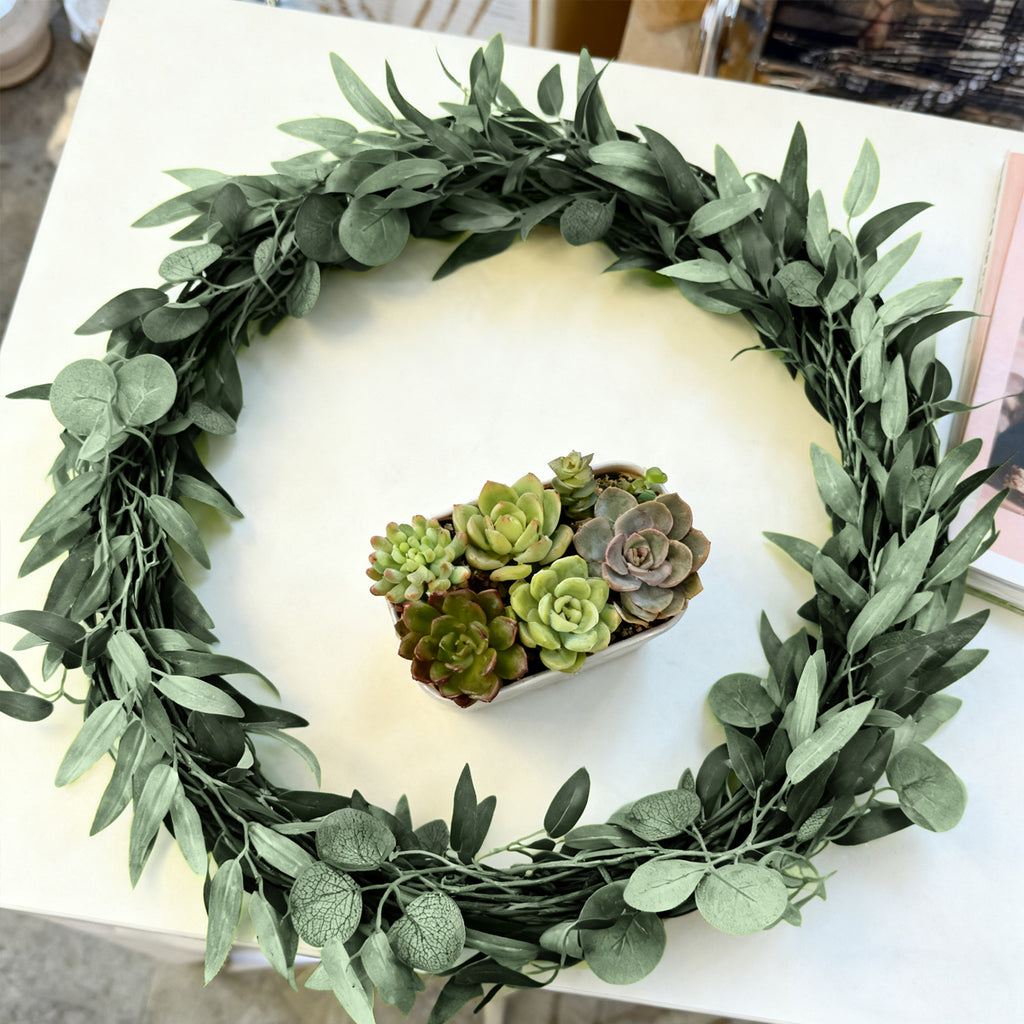 Wei's moment 2 pièces 6,5 ft Guirlande d'eucalyptus artificiel avec feuilles de saule Vignes de verdure suspendues artificielles Ruban de table Guirlande pour arche de fond de scène de mariage Décoration murale