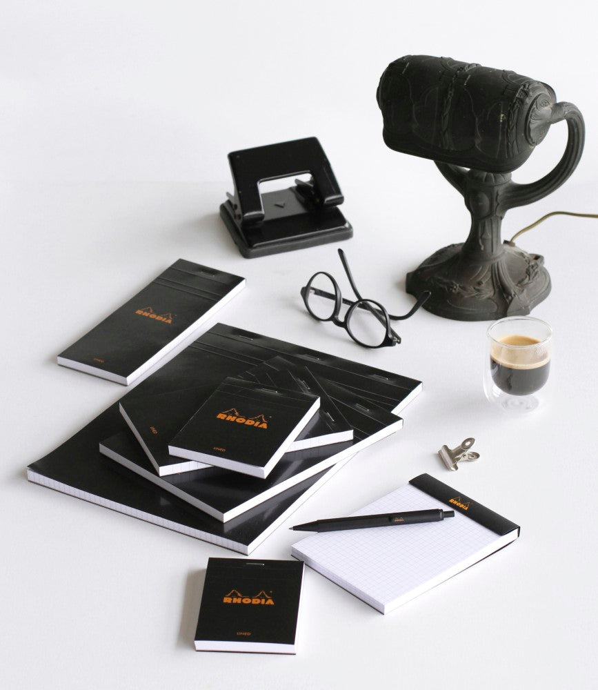 CLAIREFONTAINE Bloc agrafé Rhodia BLACK N°18 21x29,7 cm 80 feuillets petits carreaux 5x5 80 g