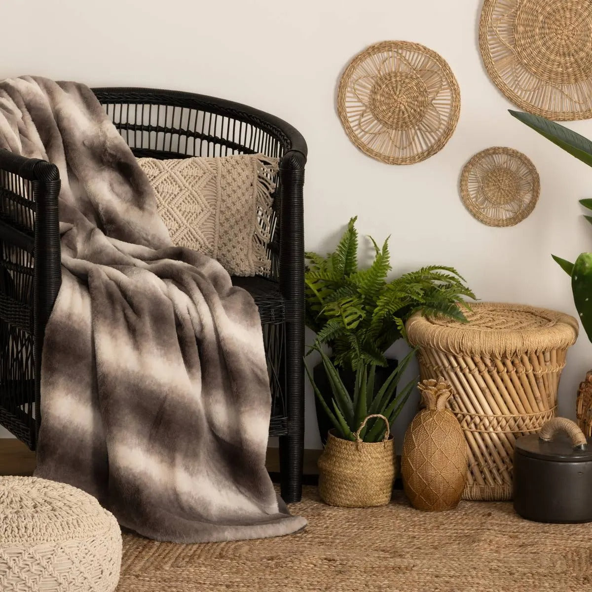 Atmosphera Grizzli Plaid en fausse fourrure gris - 120 x 160 cm