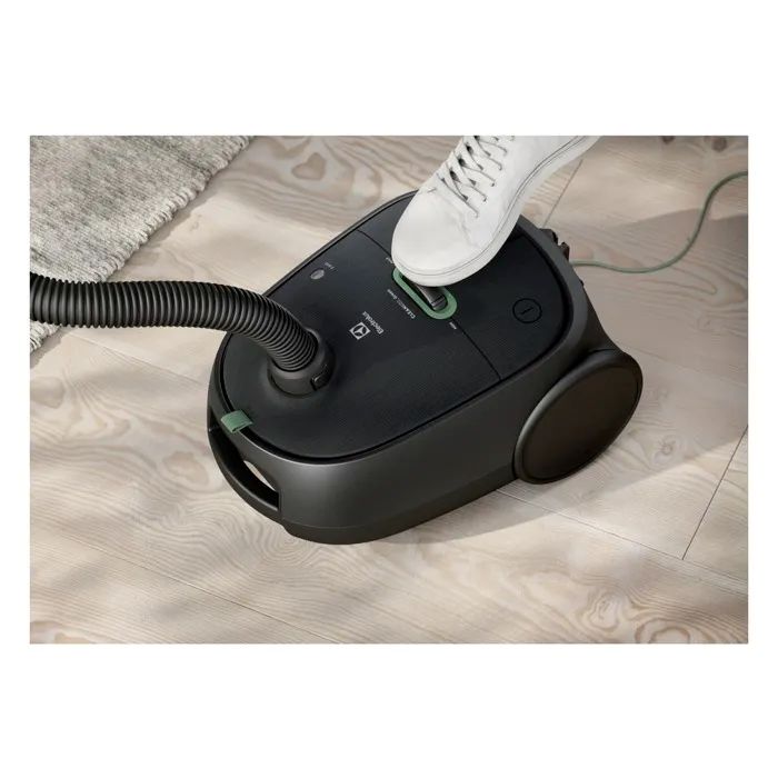 Electrolux Aspirateur traîneau avec sac EB61C2GRN 550W Noir