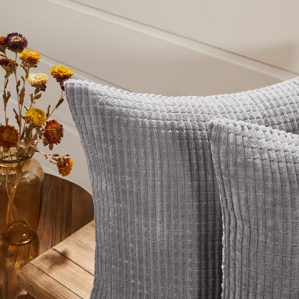 Deconovo Housse en velours pour coussin - Gris clair - 45 x 45 cm - 1 pièce