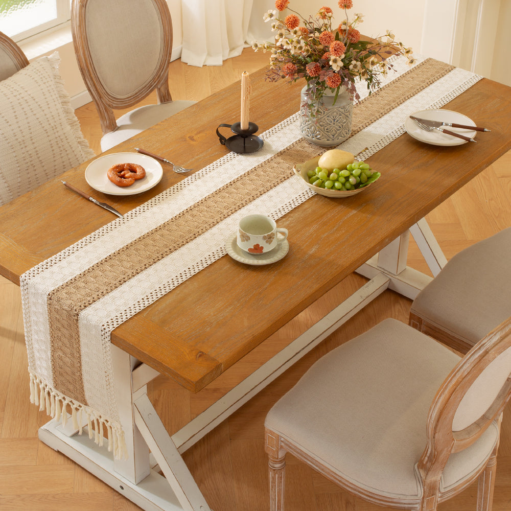 WhereHike Ensemble boho 5 pièces Chemin de table et sets de table, Macramé tissé Ivoire et marron 12 x 72 in avec 4 sets assortis 12,5 x 16,5 in, Décoration de salle à manger style ferme