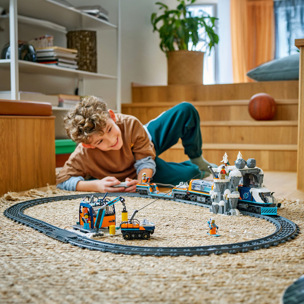 LEGO City 60470 Le train express des explorateurs en Arctique
