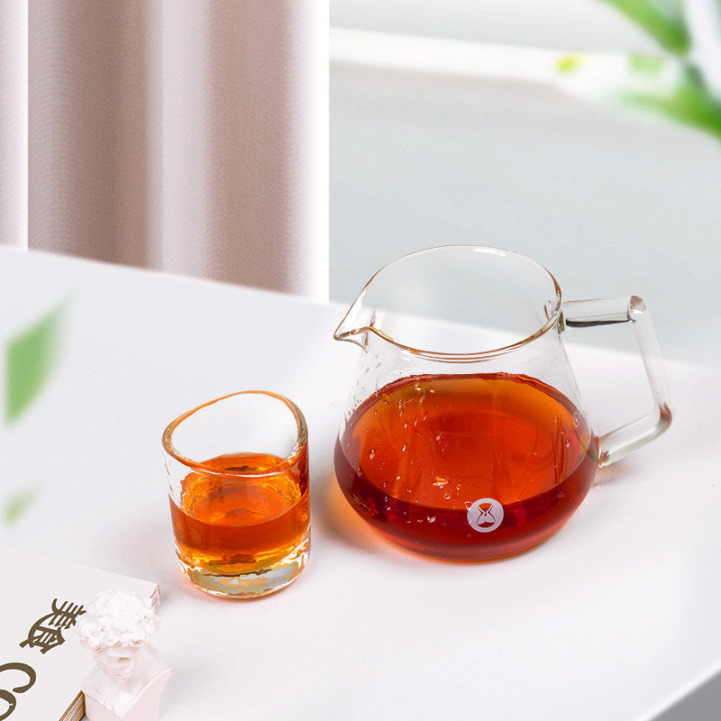 Hero Carafe à café en verre avec poignée, 600 ml carafe en borosilicate résistante à la chaleur pour pour-over, cafetière filtre serveur avec couvercle antidérapant