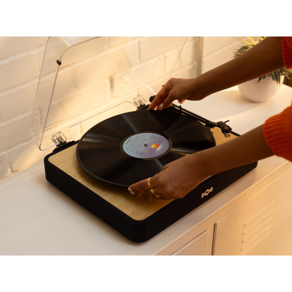 House of Marley Revolution Platine vinyle Bluetooth à 3 vitesses en matériaux recyclés