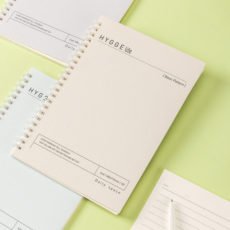 Deli Carnet à spirale, A5 (148 x 210 mm), 60 feuilles/120 pages, 70 g/m² - Parfait pour les étudiants, le bureau et le journaling, Série Harmony Light, Lot de 4