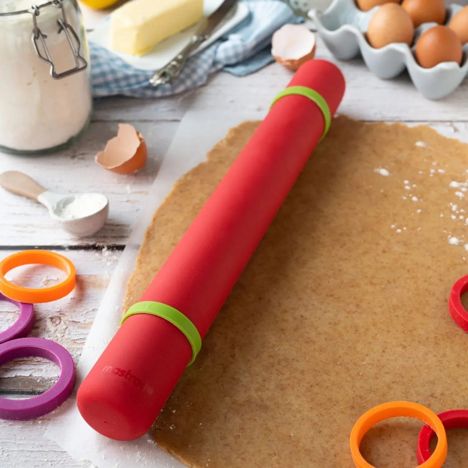 Mastrad Rouleau à pâtisserie réglable antiadhésif Rouge – Contrôle d’épaisseur 2 à 8 mm – Silicone sans BPA – 41 cm