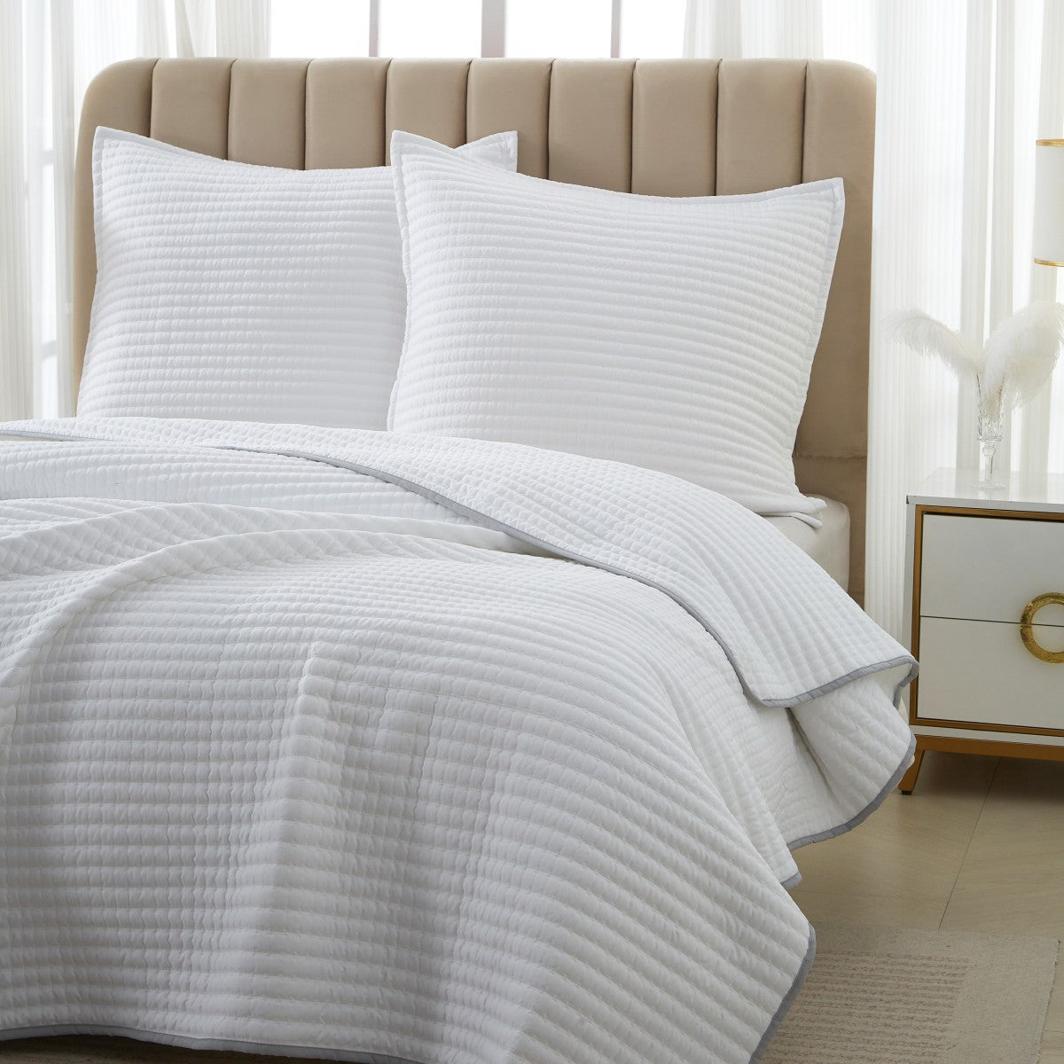 MEEALLHOME Couvre-lit matelassé blanc - 260 x 240 cm + 2 taies 65 x 65 cm