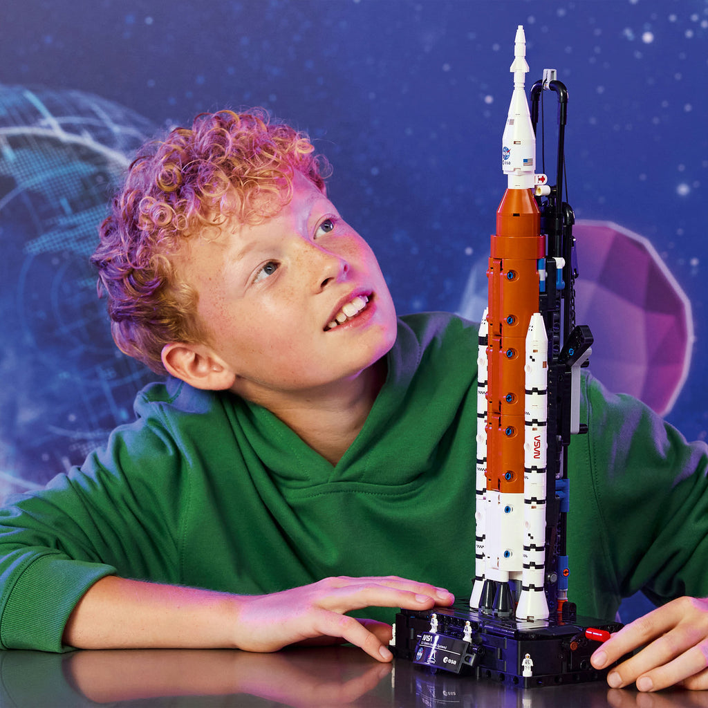 LEGO Technic 42221 La fusée SLS NASA Artemis
