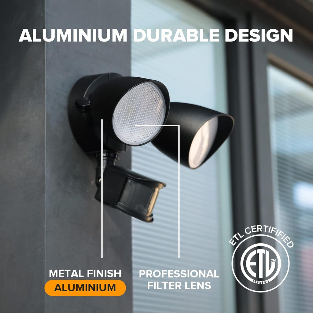 LUTEC Projecteur de sécurité extérieur à LED 23,5 W avec détecteur infrarouge passif, projecteur à détecteur infrarouge passif 1700 lm à LED intégrées à deux têtes