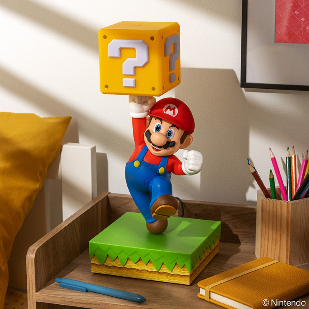 Super Mario Lampe LED Diorama - Sous licence officielle - Alimentation USB