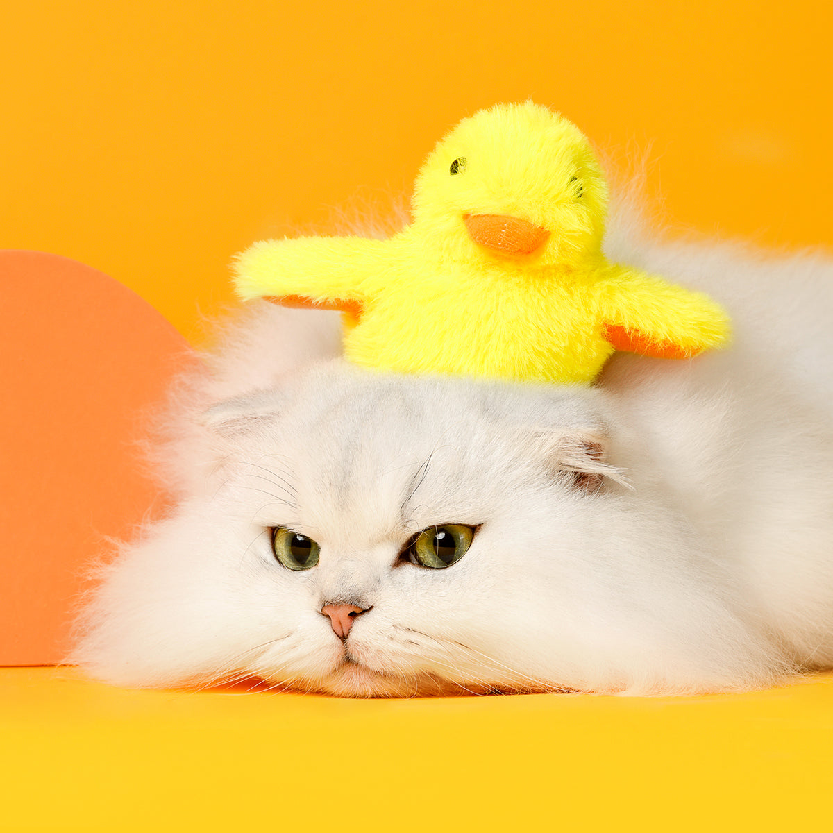 Petgravity Jouet interactif en peluche pour chat, Canard à ailes battantes, Lot de 1, Rechargeable USB-C, Contient de l’herbe à chat, Jouet couineur, Jouet de chasse
