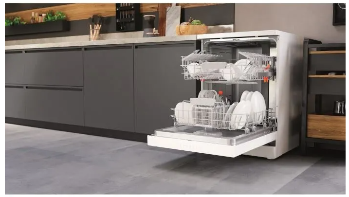 Hotpoint H4FD641A Lave-vaisselle pose libre 60 cm 41 dB Classe C blanc - 14 couverts