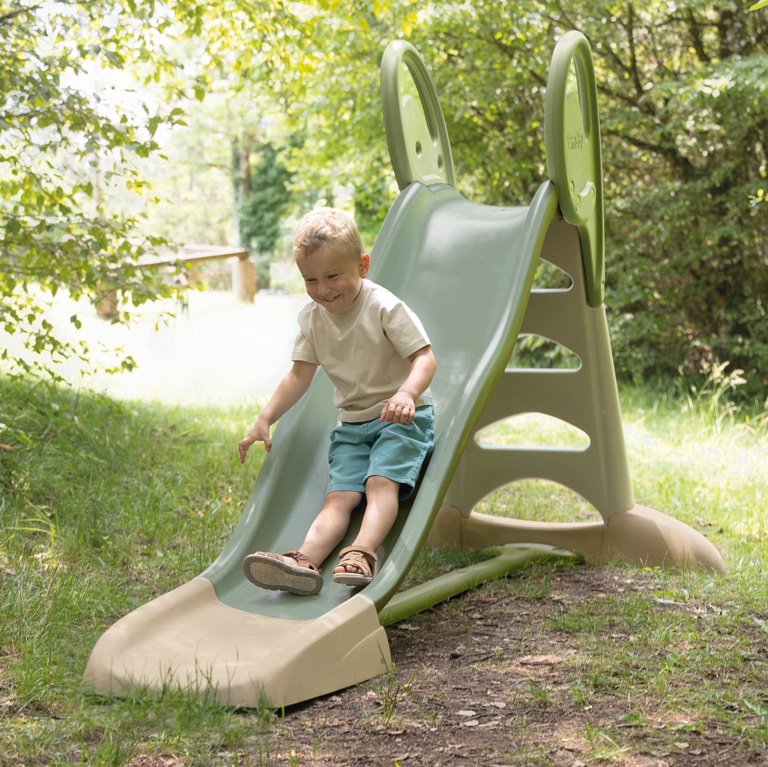 Smoby Life - Grande glissière XL - Glissière de 2,30 m - Échelle avec garde-corps, marches antidérapantes - Résistante aux UV, matériau recyclé - Dès 3 ans - Fabriqué en France