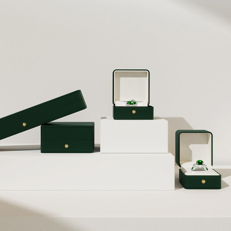 Oirlv Écrin pour bague et pendentif vert noirâtre splendide en cuir haut de gamme, Présentoir à bijoux, Boîte souvenir cadeau de fiançailles et mariage pour demande en mariage, Fiançailles, Mariage, Bague de mariée, Étui avec bouton-pression métalliq