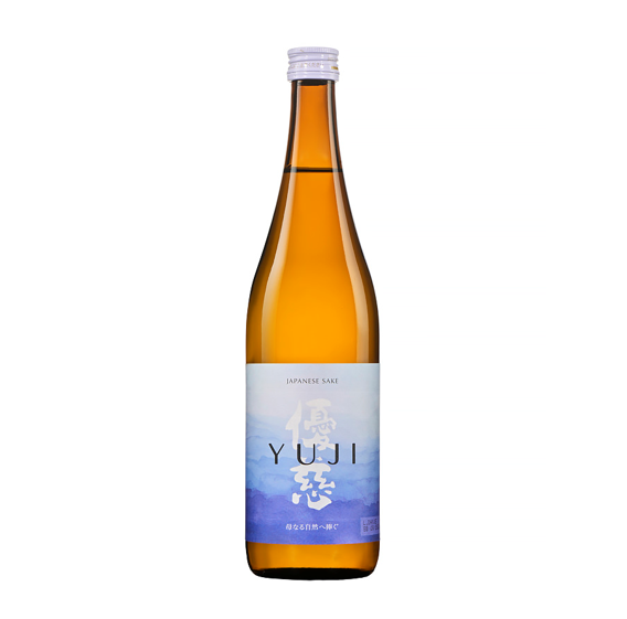 YUJI - Saké Junmai - Alcool : 7,3% - Origine : Japon/Honshu - Notes de Miel d'Acacia & Pomme Verte - A servir entre 6 et 12° - 72cl