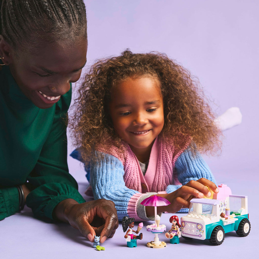LEGO Friends Ensemble de Construction Camion de Glaces Heartlake City