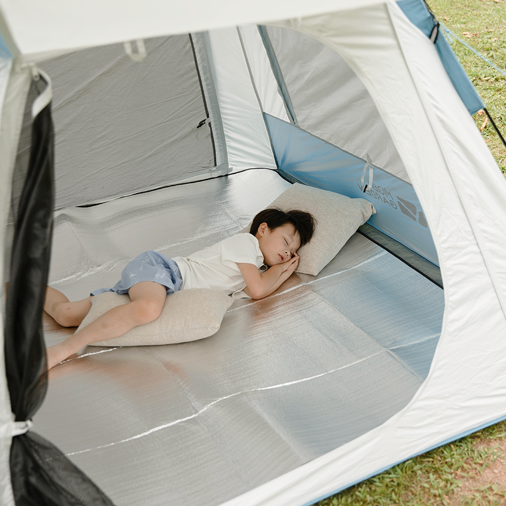 Mobi Garden, tapis d’isolation imperméable en aluminium double face, tapis de sol de camping extra épais, tapis de tente pour pique-nique et plage, couleur argentée, surface imperméable et résistante aux taches pour un nettoyage et un entretien sans