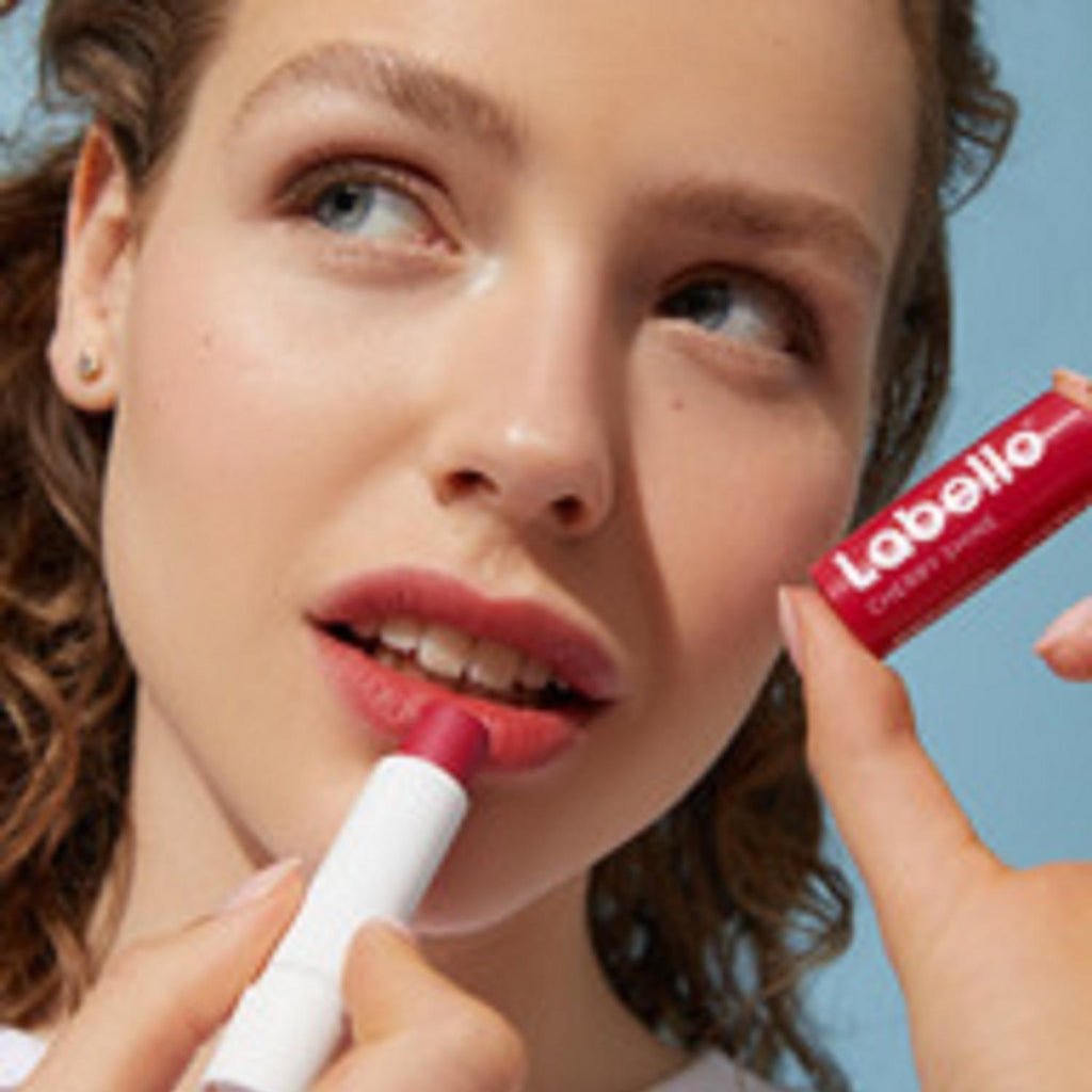 Labello Lèvres Stick Baume à Lèvres Fruity Shine Cherry