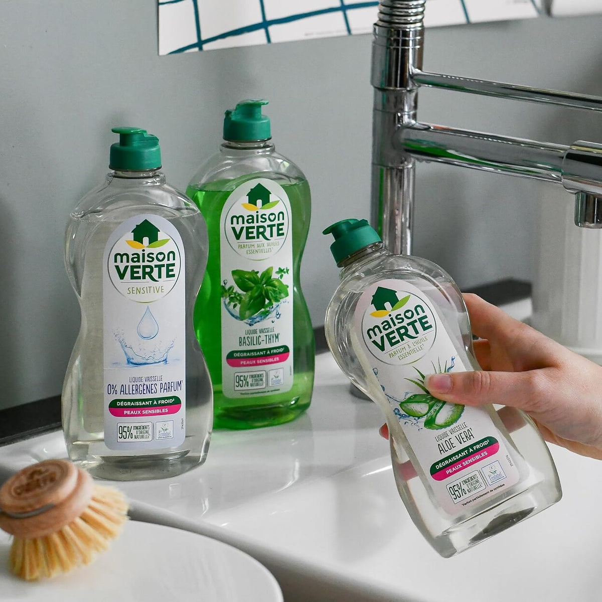 Maison Verte Liquide Vaisselle, Aloe Vera & Huiles Essentielles Biologiques, Dégraissage à Froid, 2 x 500 ml (= 1 L)