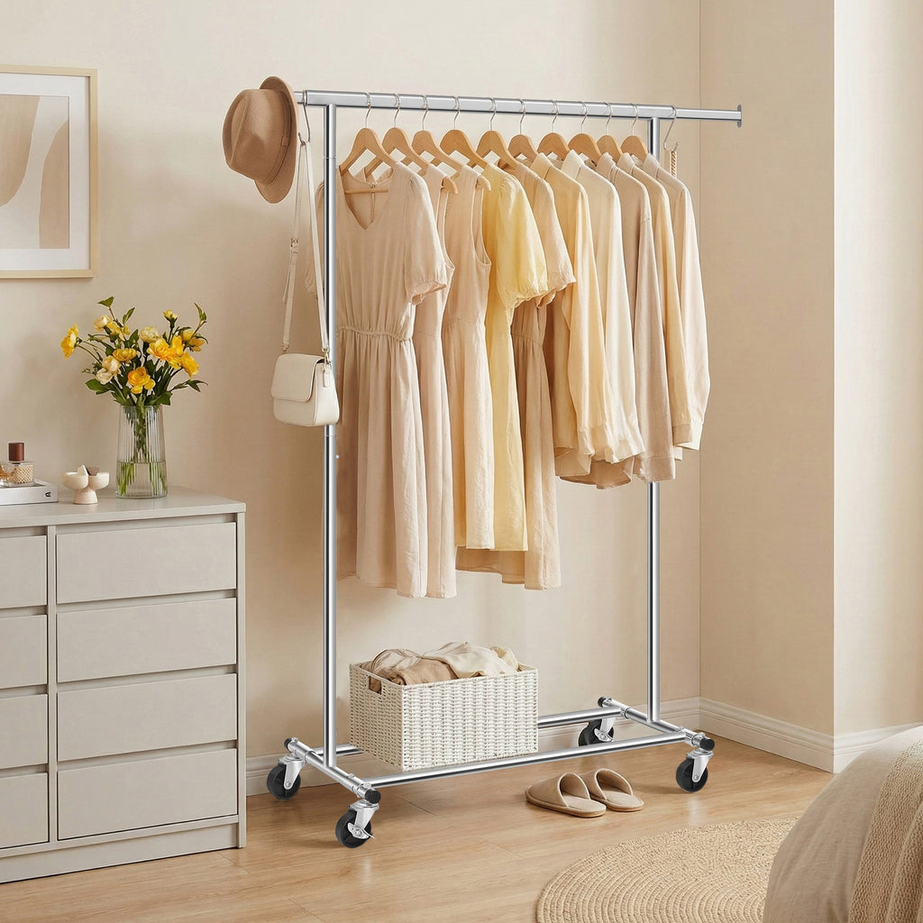 JOYFURNOS Portant à Vêtements sur Roulettes, Tringle à Vêtements Robuste, 45 x (92-132) x 161,5 cm, avec Tringle Extensible, Capacité de Charge 100 kg, Portable, Argent
