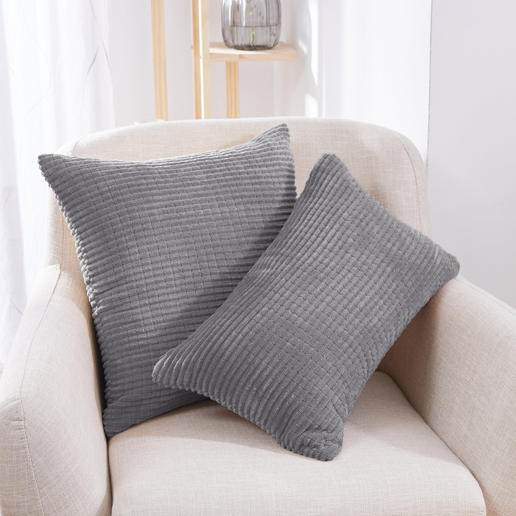 Deconovo Housse de coussin en velours gris clair 50 x 50 cm - 1 pièce