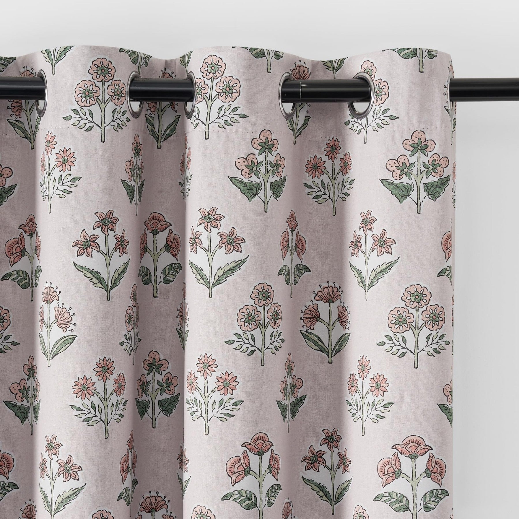 PONY DANCE Rideaux 100 % Occultants 2 Panneaux, Motif Floral Délicat en Rose Clair, Style Bohème Chic Rideaux Isolants Thermiques pour Salon, Chambre, Chambre d'Enfant, l 132 x L 220 cm