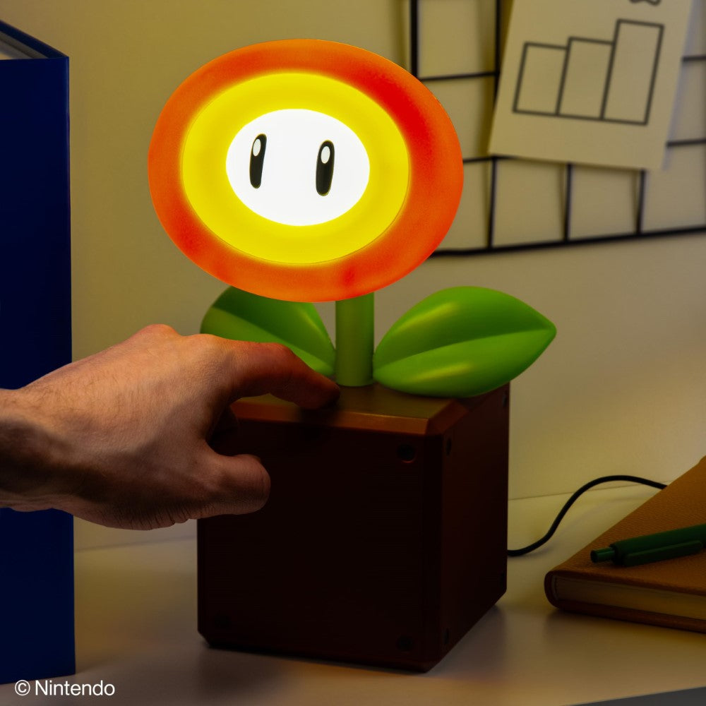 Super Mario Lampe Fleur de Feu - sous licence officielle - Fonctionne avec piles