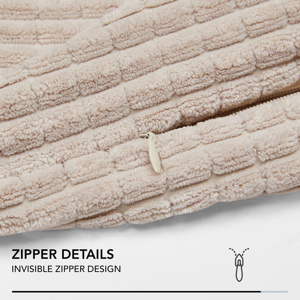 Deconovo Housse de coussin en velours coloris beige 45 x 45 cm - 1 pièce