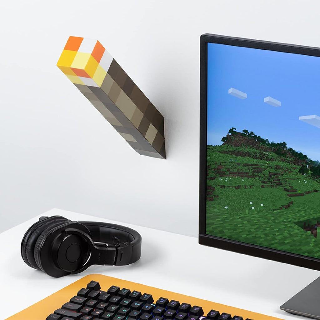 MINECRAFT Torche lumineuse - sous Licence Officielle - 29 cm - 2 Modes d'éclairage - Autoportant ou à fixer au mur - à piles