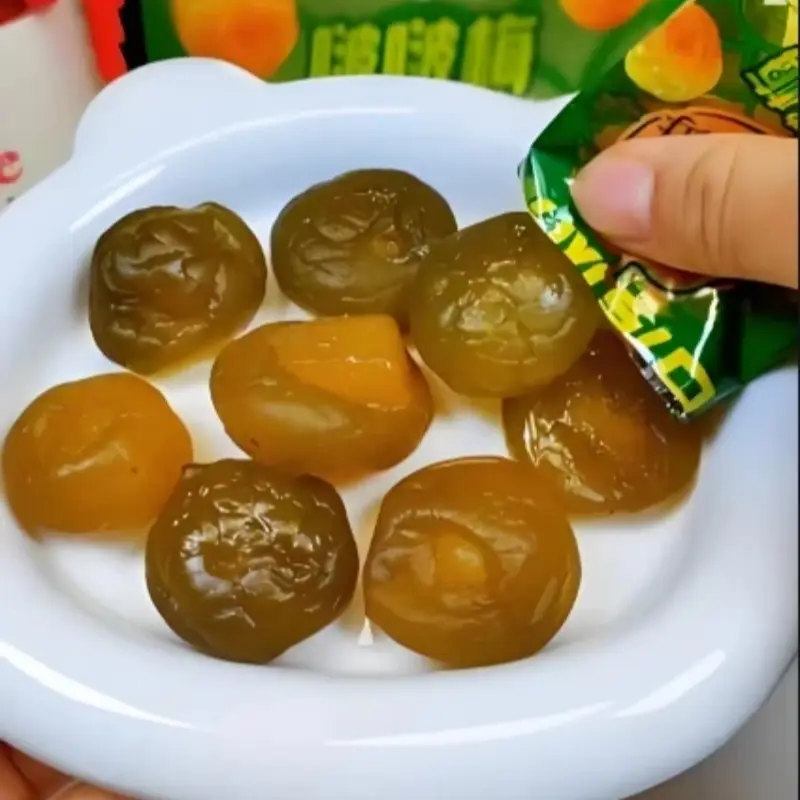 Liu Liu Prune Pruneaux pétillants à l’ananas de Taïwan 80 g