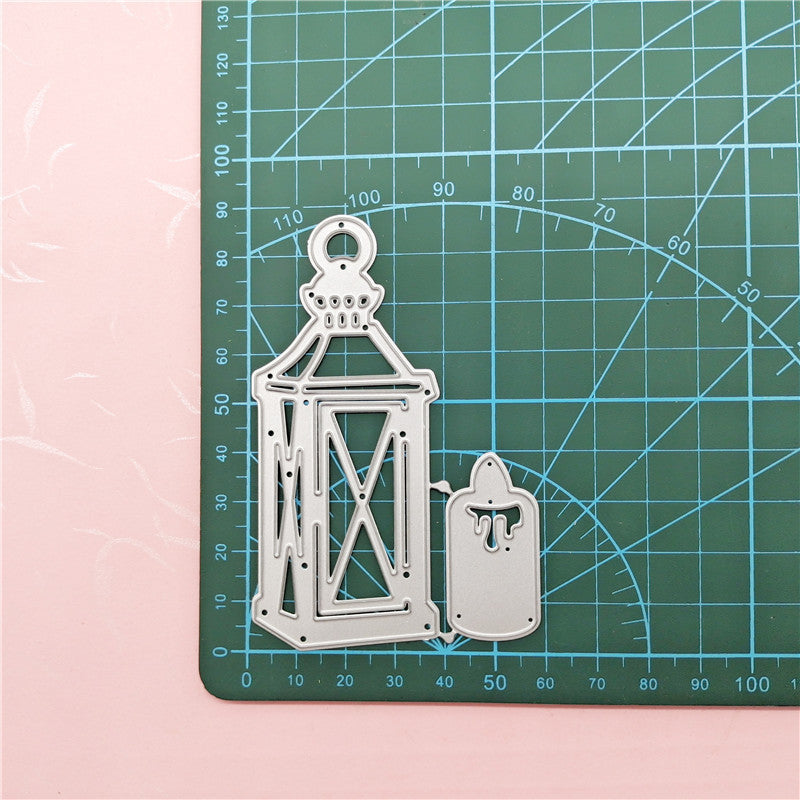 WhereHike Matrices de découpe en métal argentées motif lampe ajourée Pochoir d’embossage Modèle de scrapbooking pour cartes d’anniversaire et album Découpe et embossage Découpes de scrapbooking