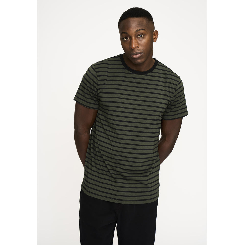 Resteröds T-shirt en bambou à rayures noires et vertes, taille M