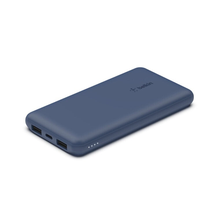Belkin Batterie Externe BOOST CHARGE™ 10 000 mAh avec USB-C 15W, Double Port USB-A, Câble USB-A vers USB-C 15 cm, Bleu