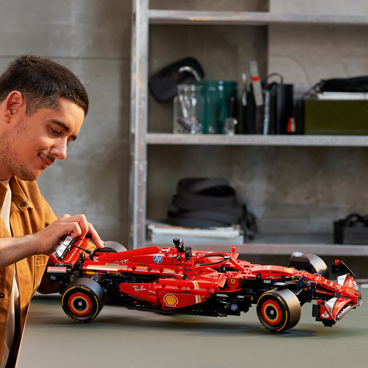 LEGO Technic 42207 Ferrari SF-24 F1 Set de Construction de Voiture