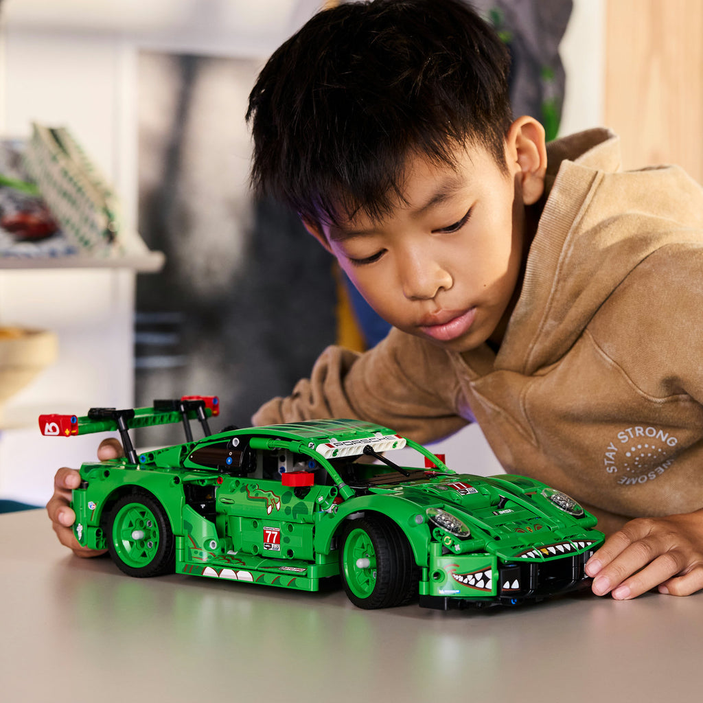 LEGO Technic 42224 Voiture Porsche 911 GT3 R REXY AO Racing