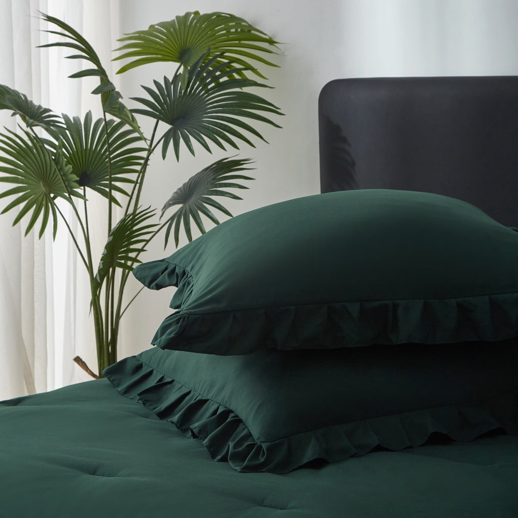 MEEALLHOME Parure de lit vintage à volants vert foncé - 1 housse 140 x 200 cm et 1 taie 65 x 65 cm