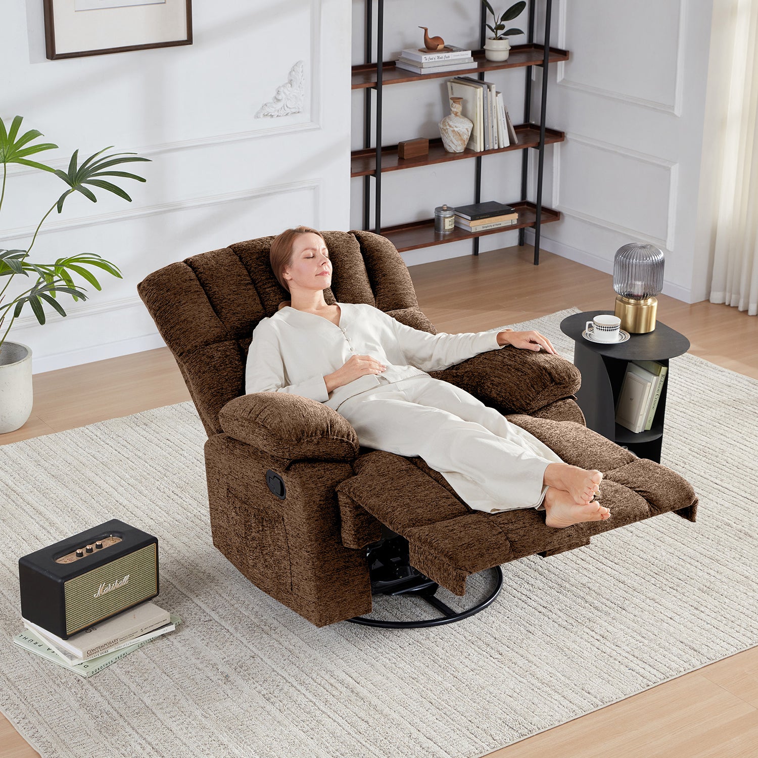 HONEYOU Fauteuil relax pivotant surdimensionné avec cadre OKIN, fauteuil à bascule coulissant 360°, fauteuil relax manuel très rembourré pour salon et chambre, Marron