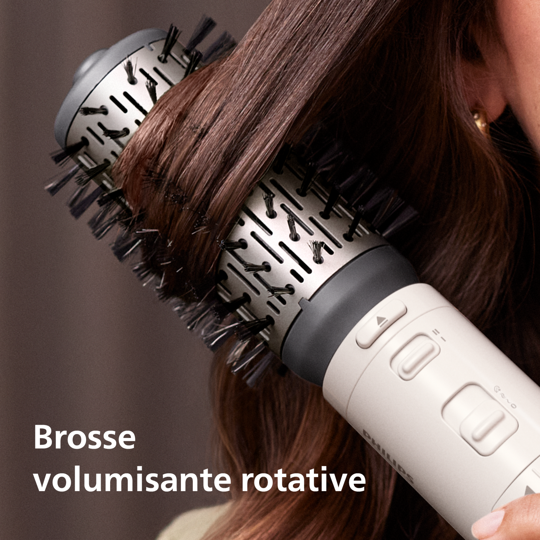 Philips Series 7000 BHA710/00 Seche cheveux réglages température/vitesse, fonction air froid, technologie ionique, accessoires de coiffage - Noir