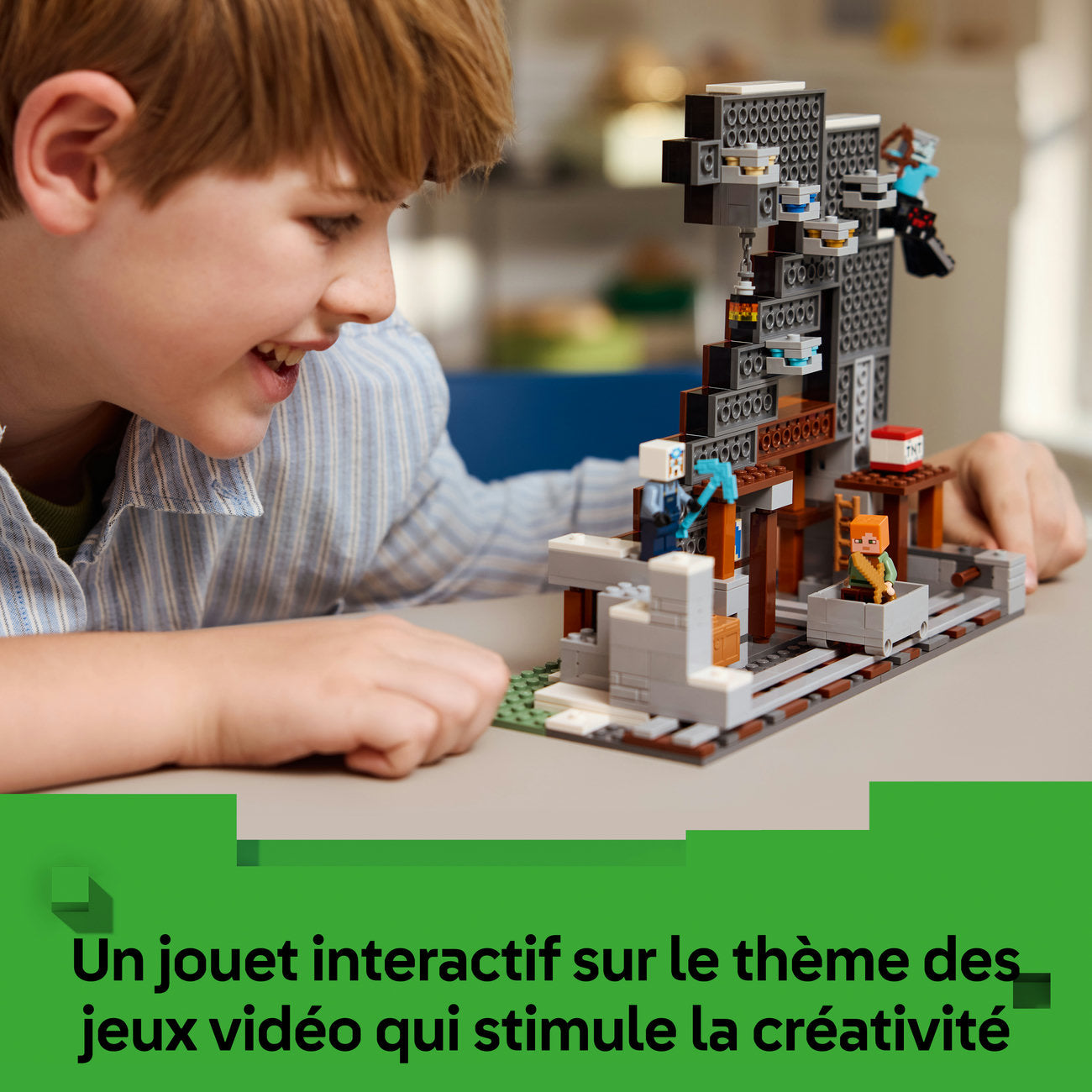 LEGO Minecraft La Mine de la Pioche 21277 Set de Construction avec Minifigurines Alex & Miner (530 Pièces)