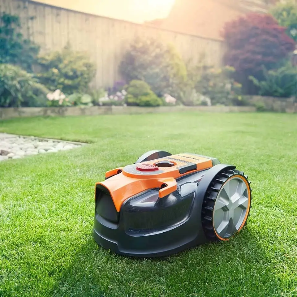 LawnMaster VBRM16-03 OcuMow Robot tondeuse sans fil jusqu'à 150 m² sans câble évitement d'obstacles