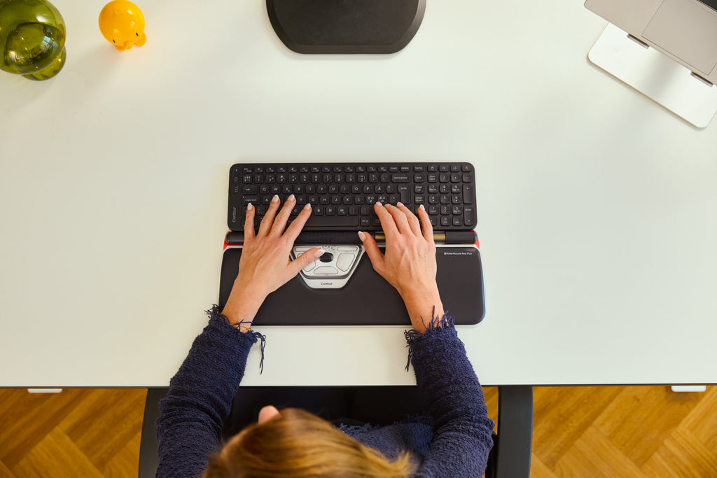 Contour Design RollerMouse Red Plus & Balance, Clavier et Souris sans fil RF et Bluetooth, QWERTY Nordique, Noir