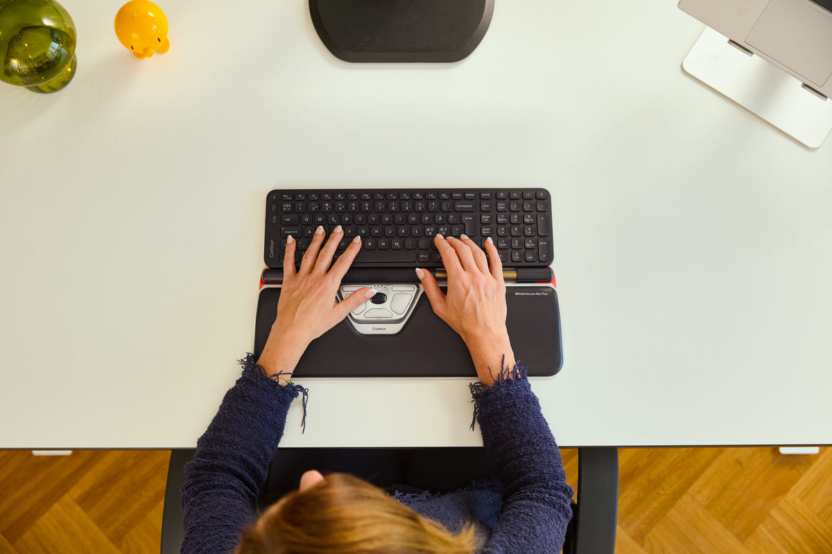 Contour Design RollerMouse Red Plus & Balance, Clavier et Souris sans fil RF et Bluetooth, QWERTY Nordique, Noir