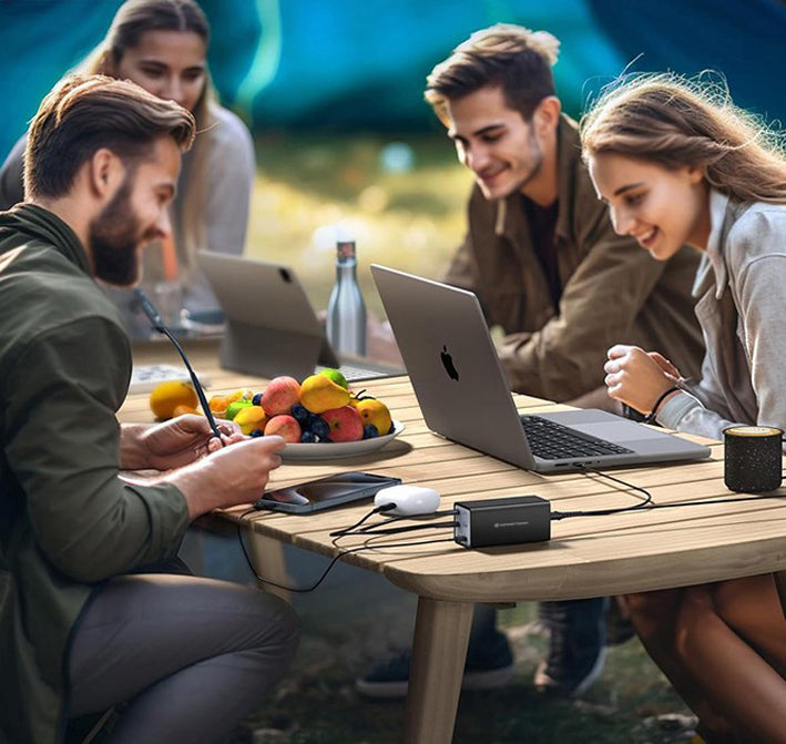 Conceptronic OZUL06BE chargeur d'appareils mobiles Universel Noir Secteur Charge rapide Intérieure